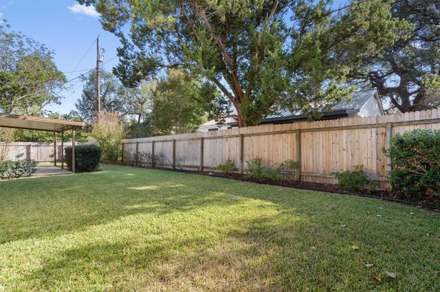 4505 Oak Creek DR, Austin, TX 78727