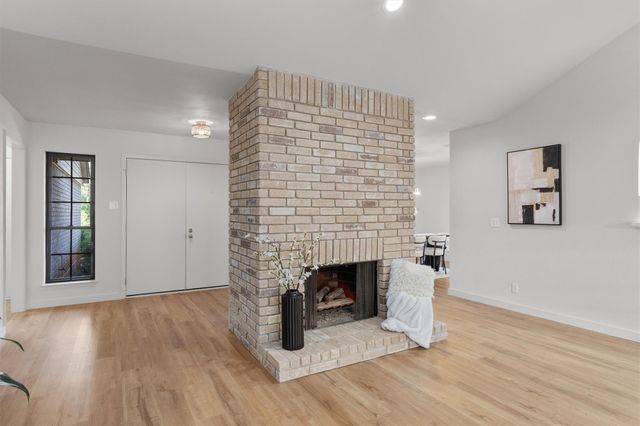 4505 Oak Creek DR, Austin, TX 78727