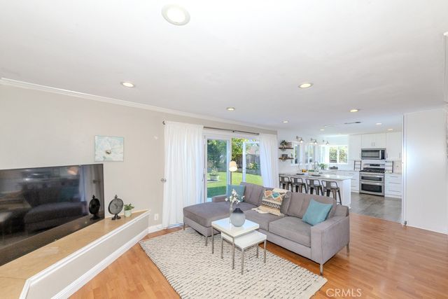 14872 Braeburn Road, Tustin, CA 92780