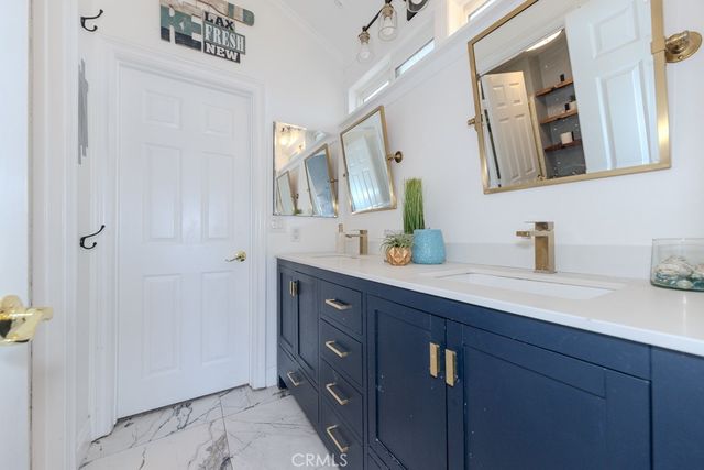 14872 Braeburn Road, Tustin, CA 92780