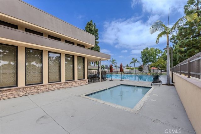 14872 Braeburn Road, Tustin, CA 92780