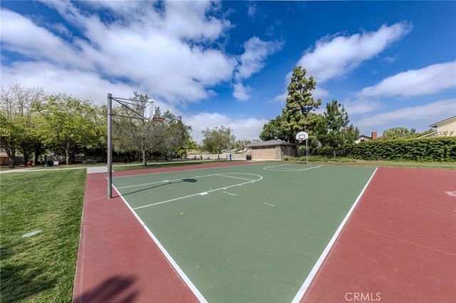 14872 Braeburn Road, Tustin, CA 92780