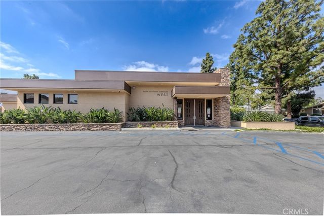14872 Braeburn Road, Tustin, CA 92780