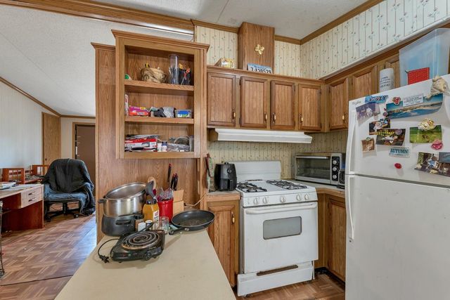 11 Lancer Lane, Alton, NH 03809