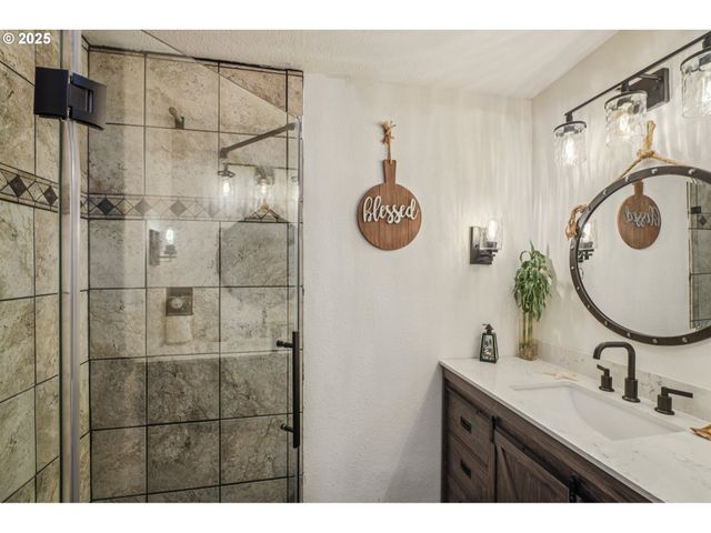 22604 S Pl, Ocean Park, WA 98640