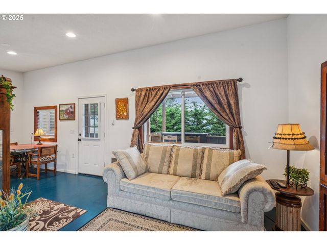 22604 S Pl, Ocean Park, WA 98640