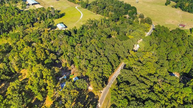 42 Blythe Ranch Road, Huntsville, TX 77320