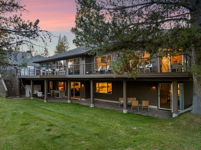 58162 Titleist Lane 6, Sunriver, OR 97707