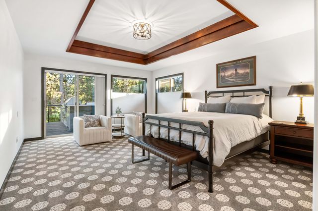 58162 Titleist Lane 6, Sunriver, OR 97707