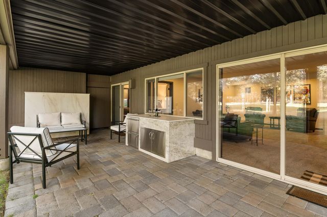 58162 Titleist Lane 6, Sunriver, OR 97707