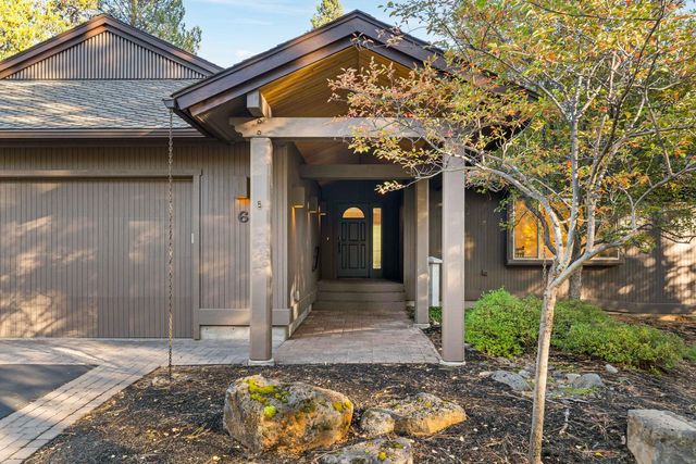 58162 Titleist Lane 6, Sunriver, OR 97707
