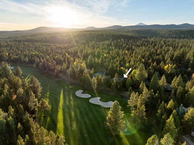 58162 Titleist Lane 6, Sunriver, OR 97707