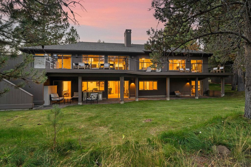 58162 Titleist Lane 6, Sunriver, OR 97707