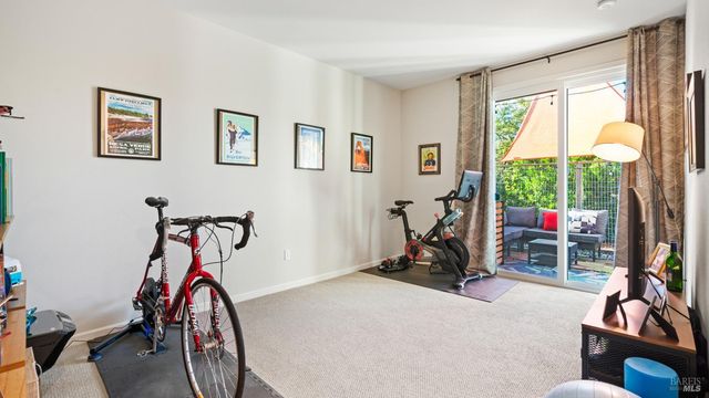 530 Jade St, Petaluma, CA 94952