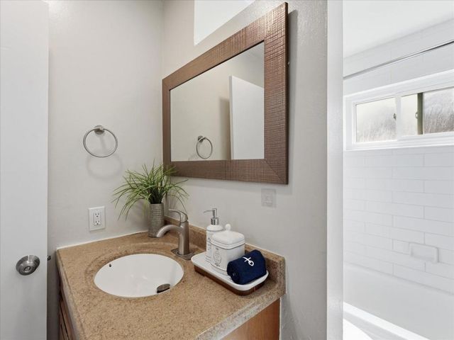 5711 Hillbright Circle, San Jose, CA 95123