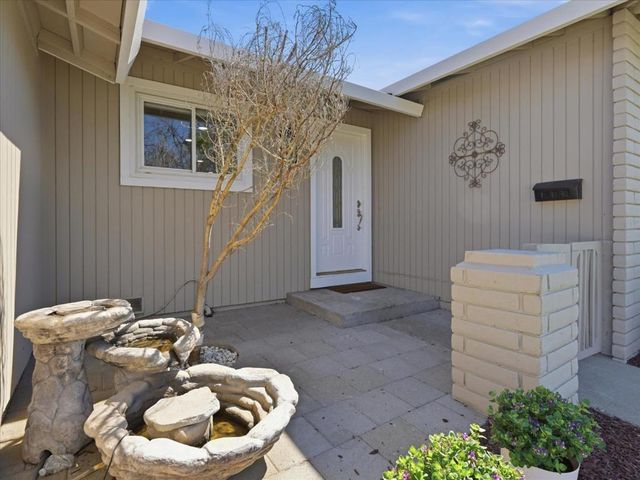 5711 Hillbright Circle, San Jose, CA 95123