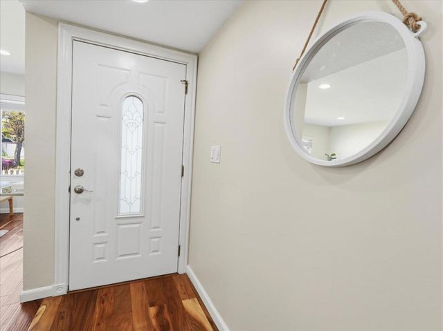 5711 Hillbright Circle, San Jose, CA 95123