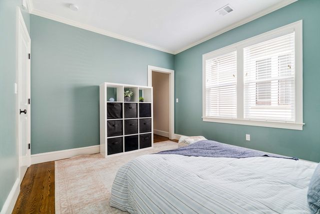 114 Davis Avenue 2, Brookline, MA 02445