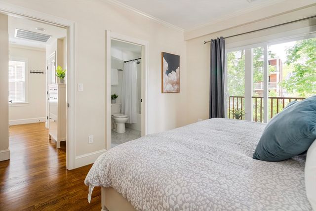 114 Davis Avenue 2, Brookline, MA 02445