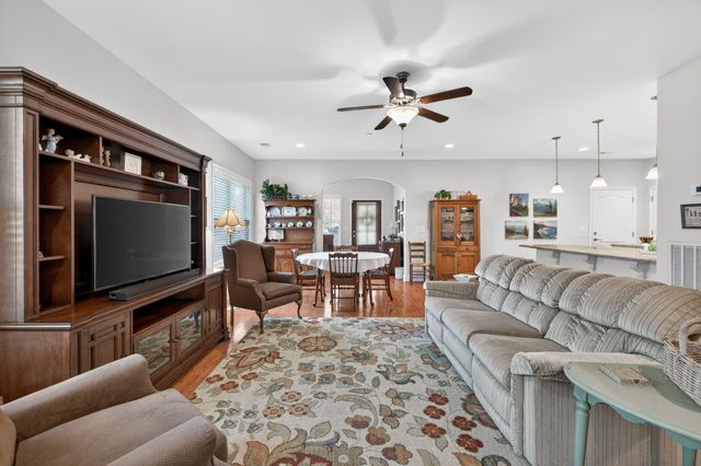 421 Bruce Dr, Spring Hill, TN 37174