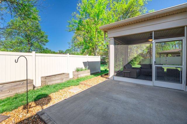 421 Bruce Dr, Spring Hill, TN 37174