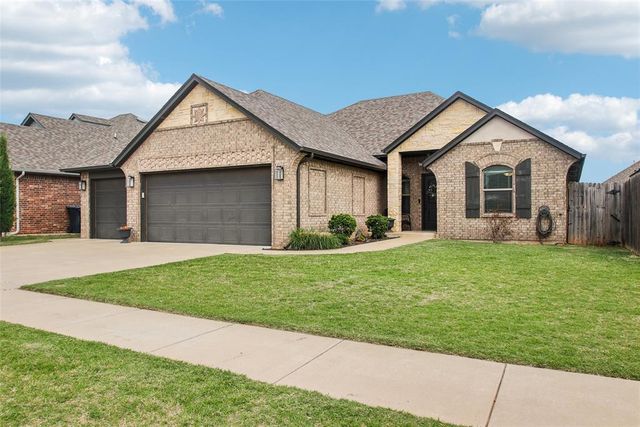 11717 SW 25th Court, Yukon, OK 73099