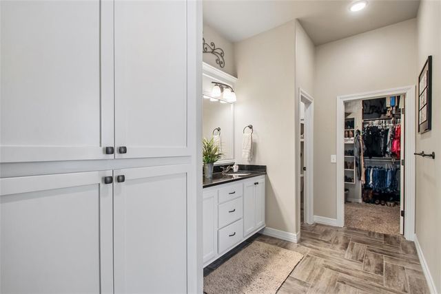 11717 SW 25th Court, Yukon, OK 73099