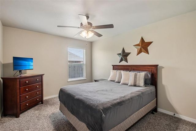 11717 SW 25th Court, Yukon, OK 73099