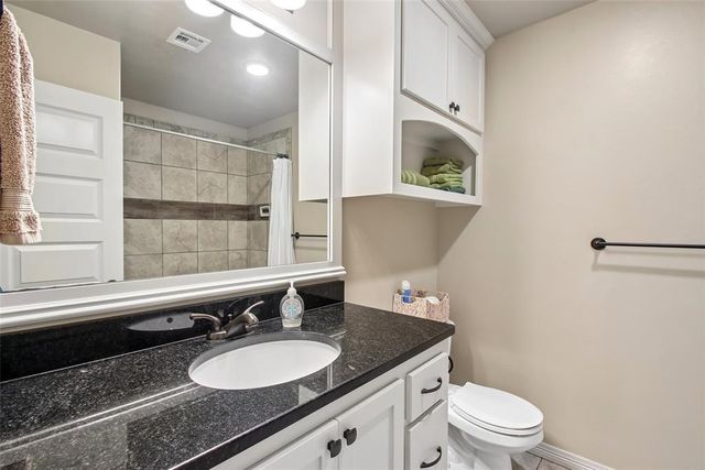 11717 SW 25th Court, Yukon, OK 73099