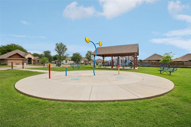 11717 SW 25th Court, Yukon, OK 73099