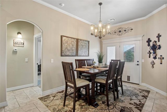 11717 SW 25th Court, Yukon, OK 73099