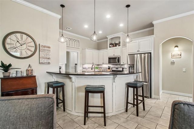 11717 SW 25th Court, Yukon, OK 73099