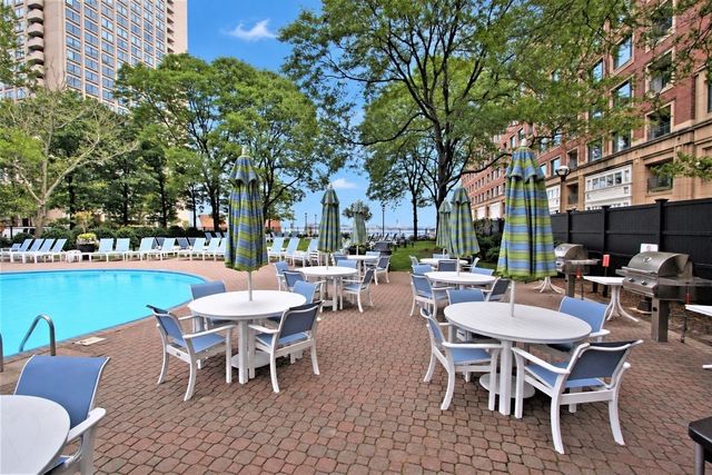 85 E India Row 10D, Boston, MA 02110