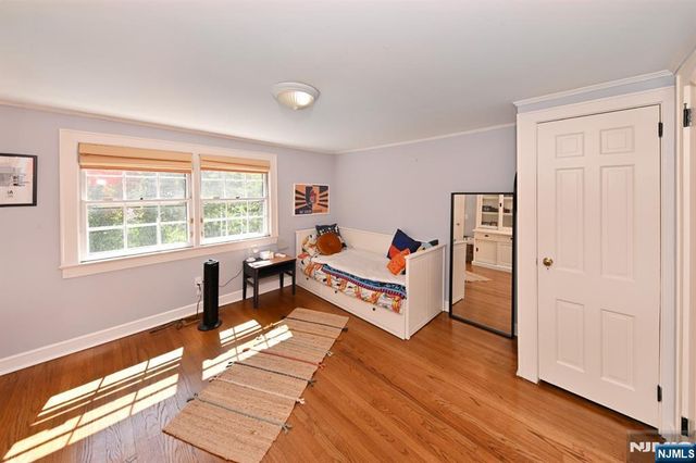 421 Hawthorne Place, Ridgewood, NJ 07450