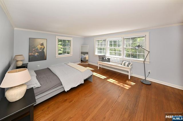 421 Hawthorne Place, Ridgewood, NJ 07450