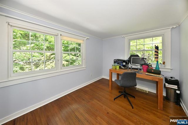 421 Hawthorne Place, Ridgewood, NJ 07450