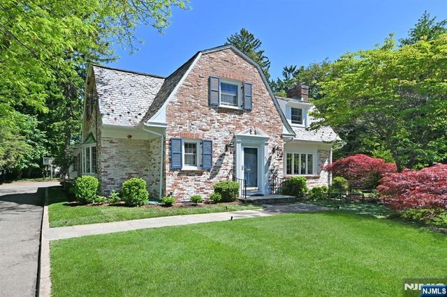 421 Hawthorne Place, Ridgewood, NJ 07450