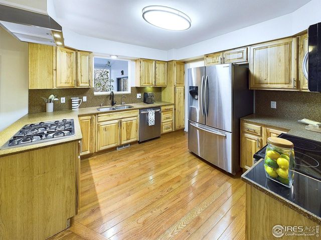 4667 Ashfield Dr, Boulder, CO 80301