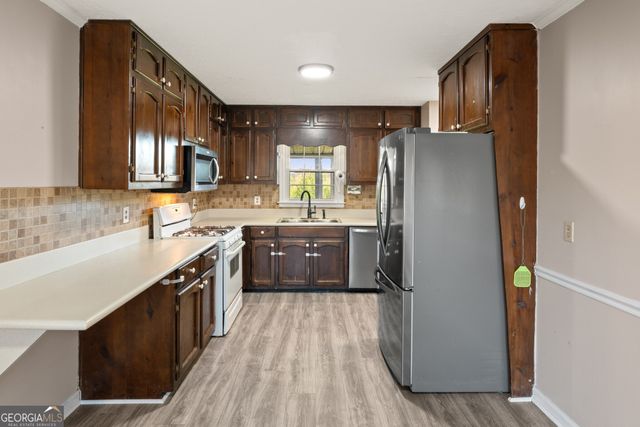 384 Thigpen Road, Newnan, GA 30263