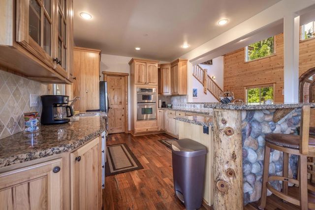 39737 Flicker Road, Fawnskin, CA 92333