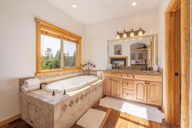 39737 Flicker Road, Fawnskin, CA 92333