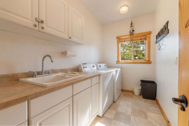 39737 Flicker Road, Fawnskin, CA 92333