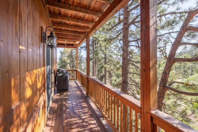 39737 Flicker Road, Fawnskin, CA 92333