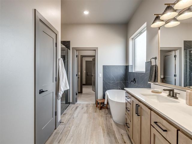 16028 Catalonia Place, Oklahoma City, OK 73170