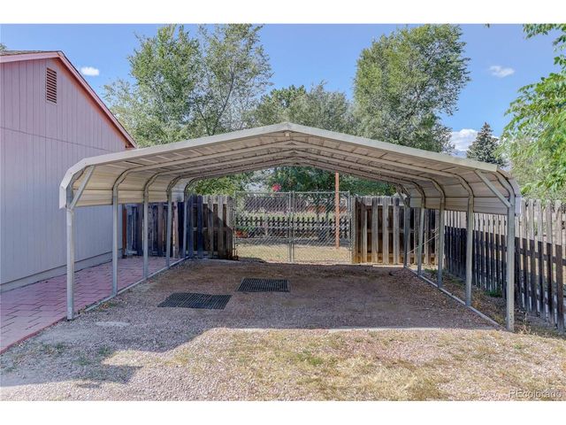 3905 Colony Hills Cir, Colorado Springs, CO 80916