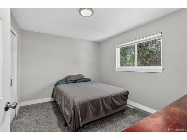 3905 Colony Hills Cir, Colorado Springs, CO 80916