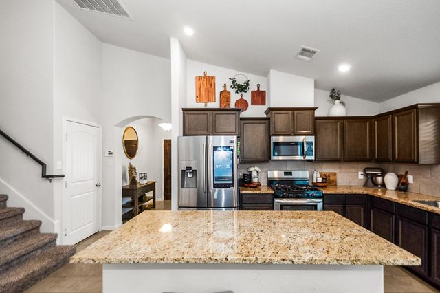 726 Rim Water Drive, Alvin, TX 77511
