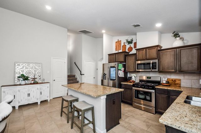 726 Rim Water Drive, Alvin, TX 77511