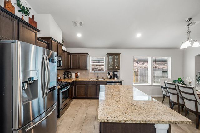726 Rim Water Drive, Alvin, TX 77511