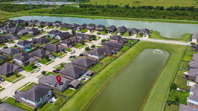 726 Rim Water Drive, Alvin, TX 77511